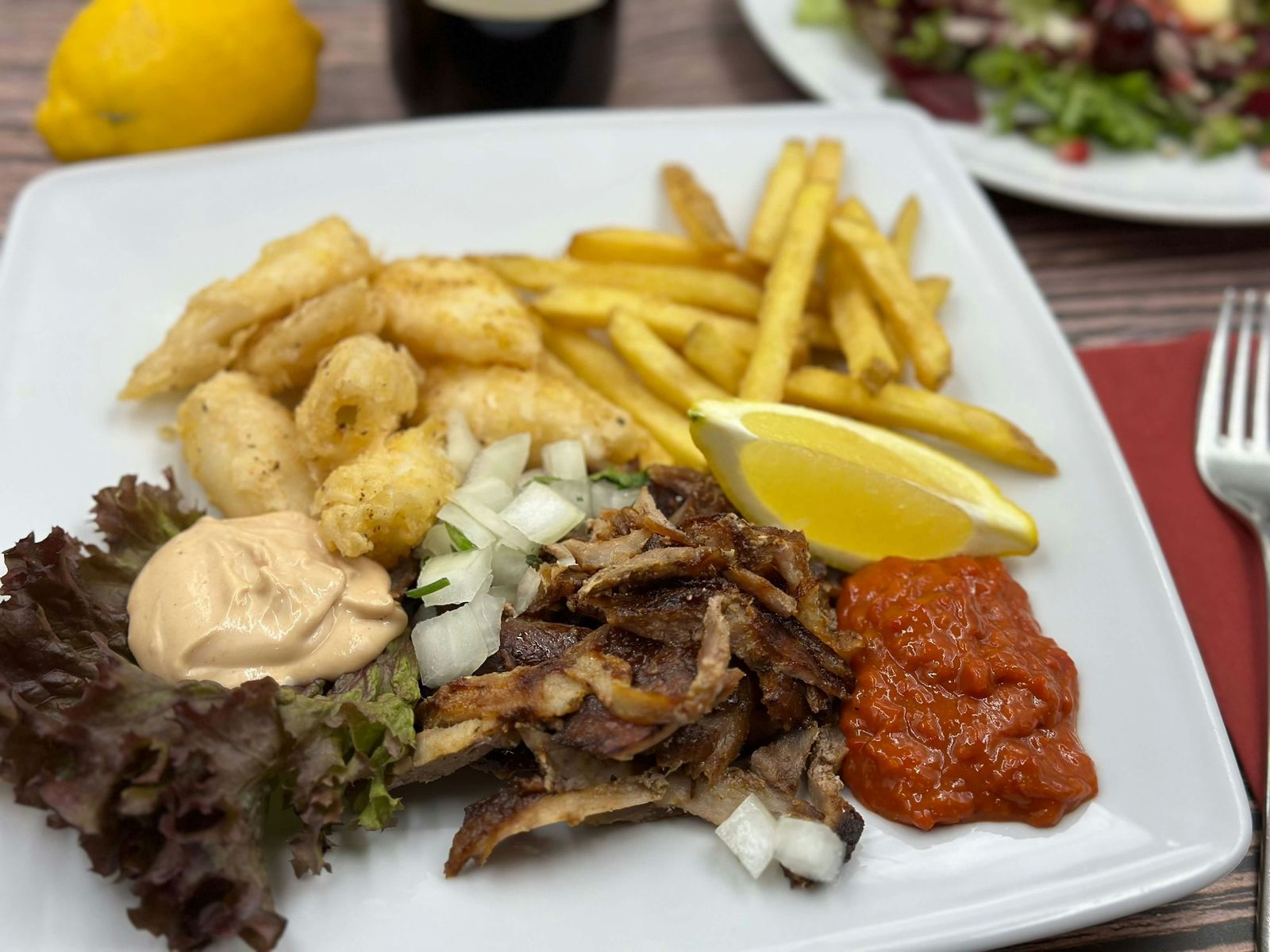Le Réfectoire, snacks et assiettes maison (2)